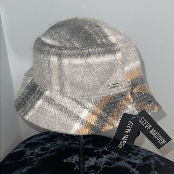 Steve Madden Wool Blend Gray White Tan Plaid Brushed Bucket Hat NWT one size - Picture 6 of 6